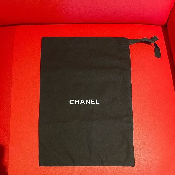 Chanel dust bags - Picture 2 of 8